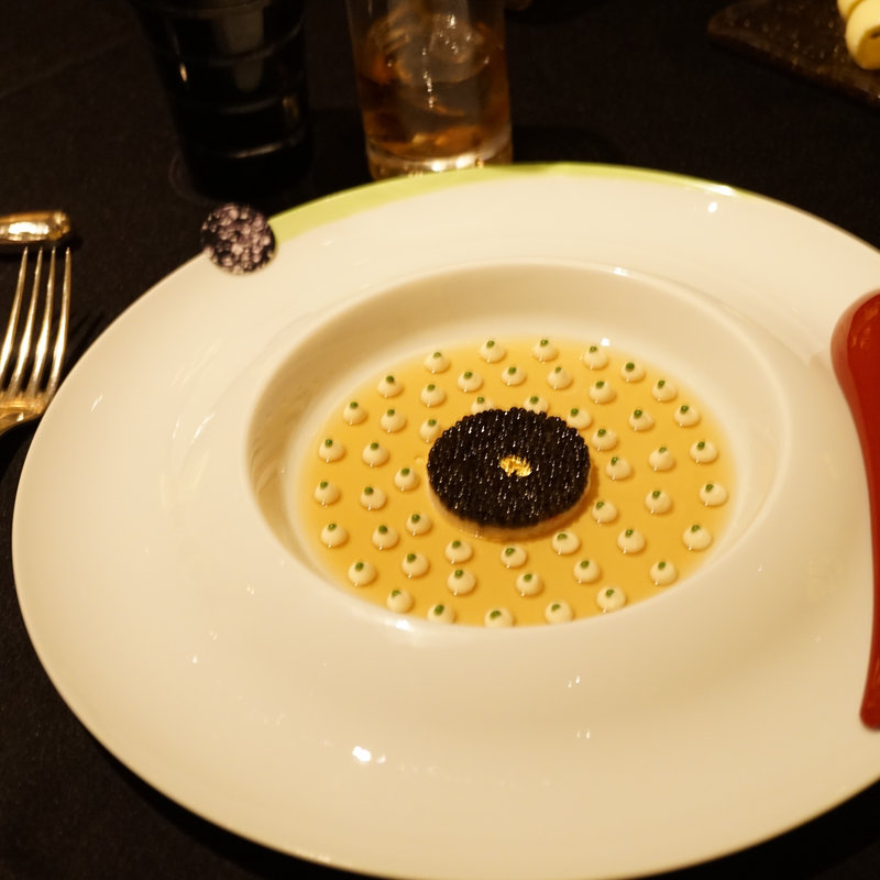 オマール海老のヴァプール(ガストロノミー “ジョエル・ロブション”)