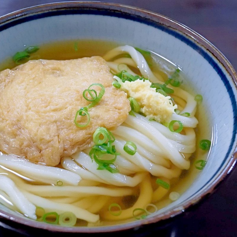 かけそのまま+お揚げ(たぬき屋 （たぬきや）)