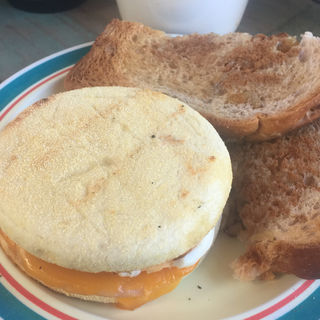 ham cheese egg muffin & walnut cinnamon toast(BOXX Coffee & X-presso)