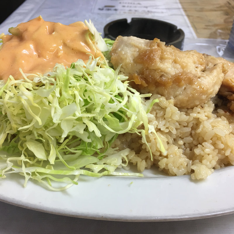 バターライスと鳥の唐揚げ(レストランばーく )