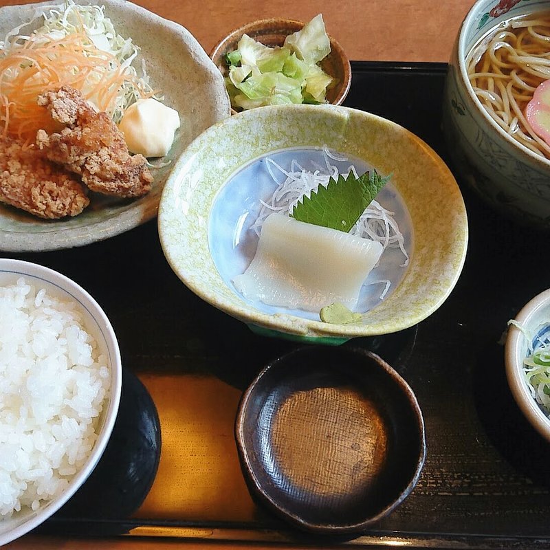 塩唐揚げとイカソーメンの日替わりランチ(喜八 )