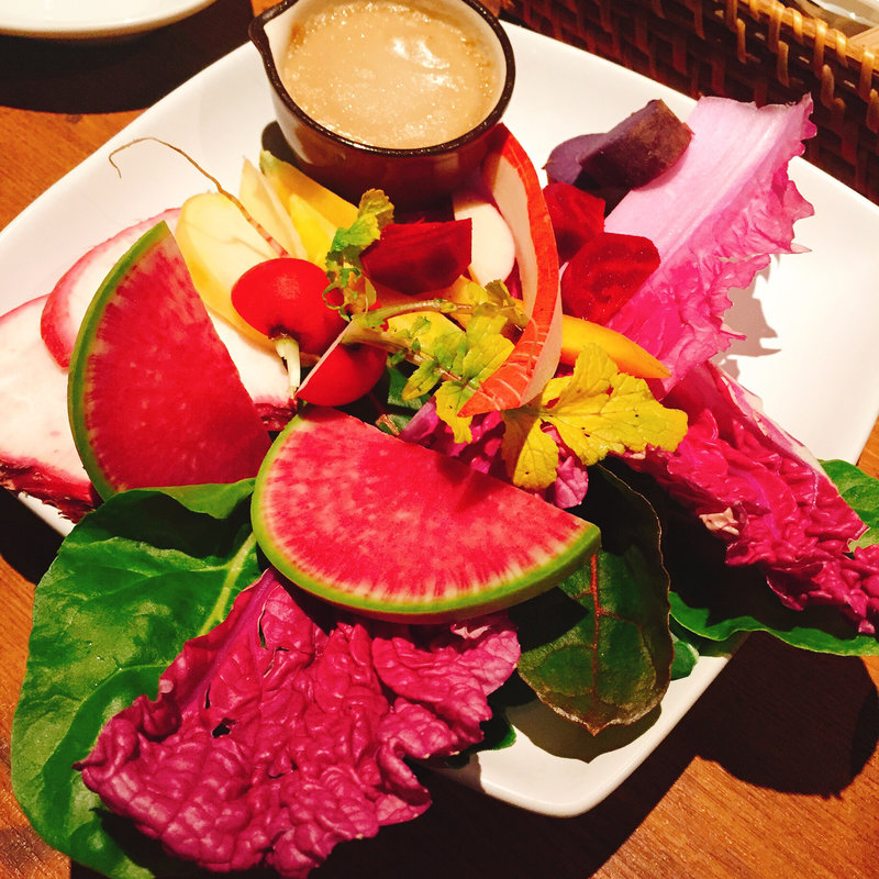 有機野菜のバーニャカウダ(マルゴーグランデ （MARUGO GRANDE）)