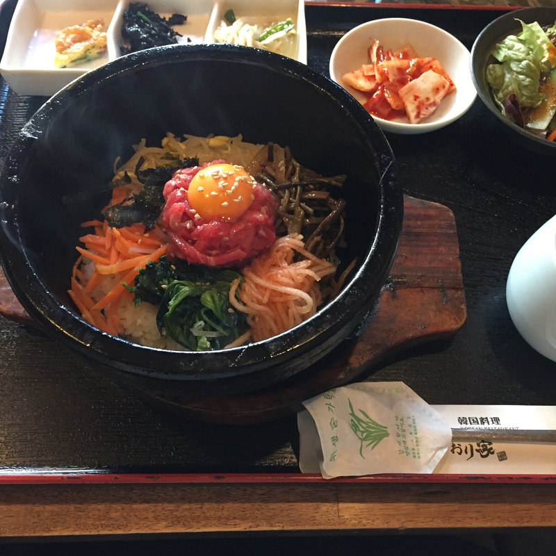 石焼ユッケビビンパ(韓のかおり家)