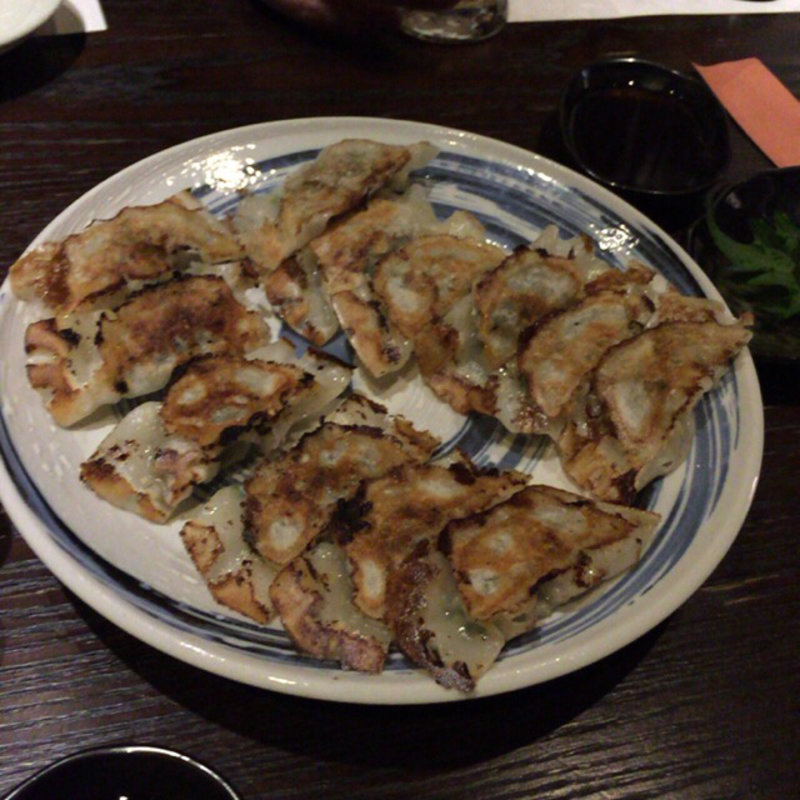 餃子(日本酒ばー このや)