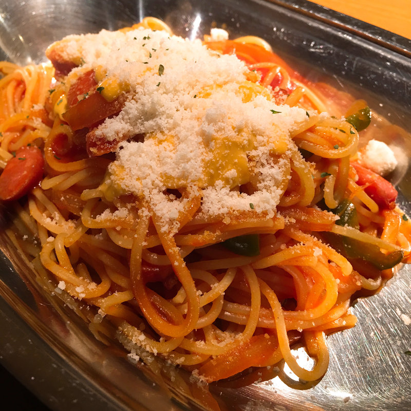 とろとろチーズのナポリタン