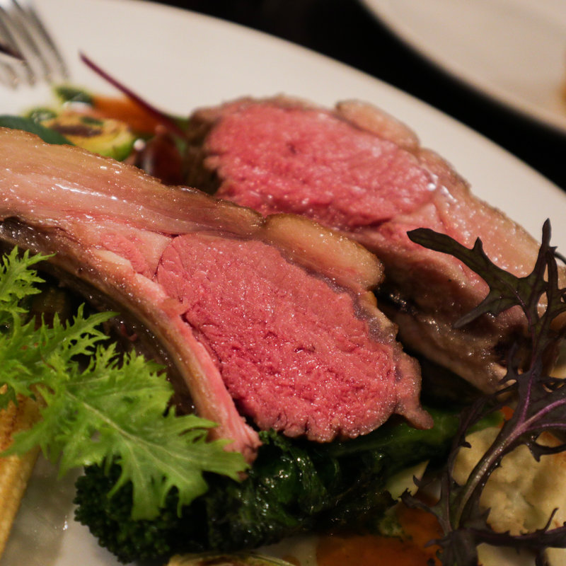 仔羊背肉のロースト(Table Sugamata par Transit  （ターブルスガマタパートランジット）)