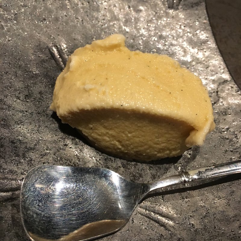 自家製バニラアイス(うら本西中洲 春吉店)