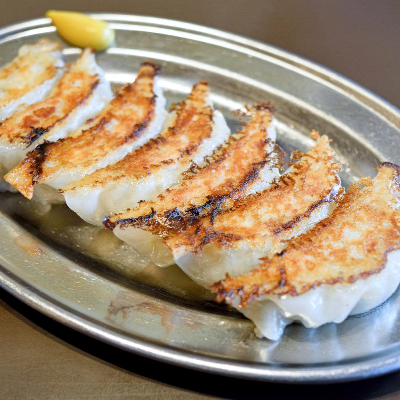 ギョーザ(家食屋 ほんてん )