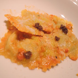 菜の花とリコッタチーズのラビオリ(バルバ・ビアンカ)