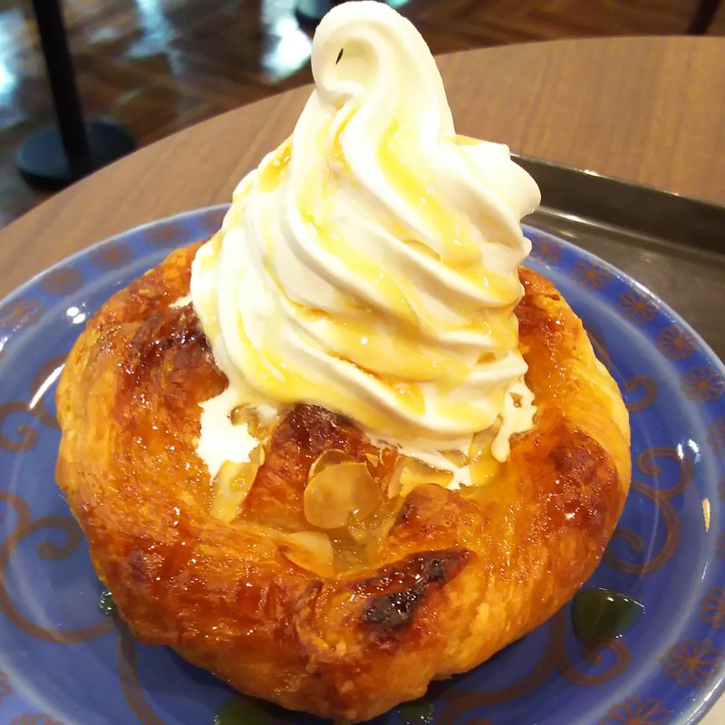 デニブラン(サンマルクカフェ 川崎アゼリア店)