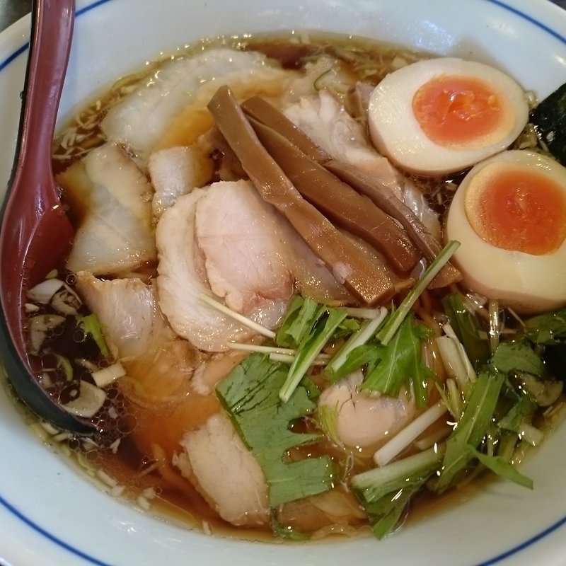 特製煮干し 醤油らーめん（ 普通盛 ）(一芯)