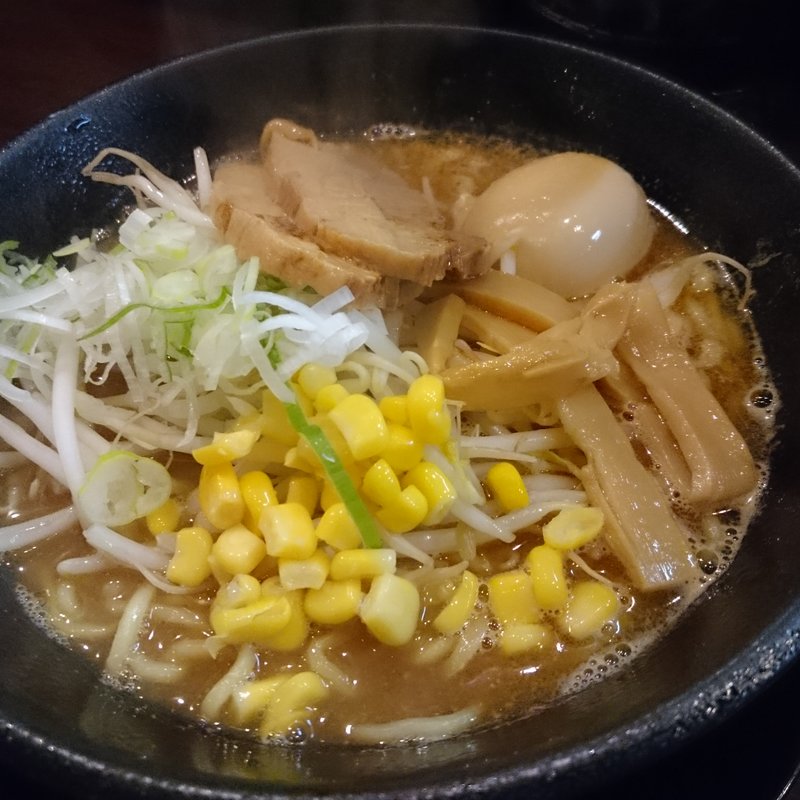 蔵出し煮卵 味噌らーめん + チャーシュー(そい屋 )