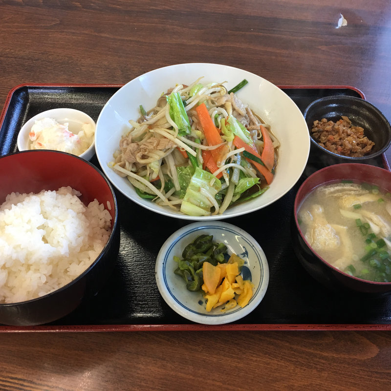 野菜炒め定食(食事処たちばな)
