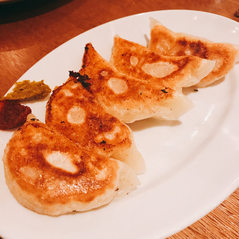 モッツアレラ餃子(虎春屋 六本木店)