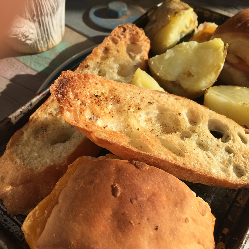 garlic toast & grille potato(BOXX Coffee & X-presso)