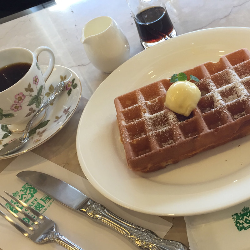 ワッフルセット(カフェ英國屋 大丸東京店)