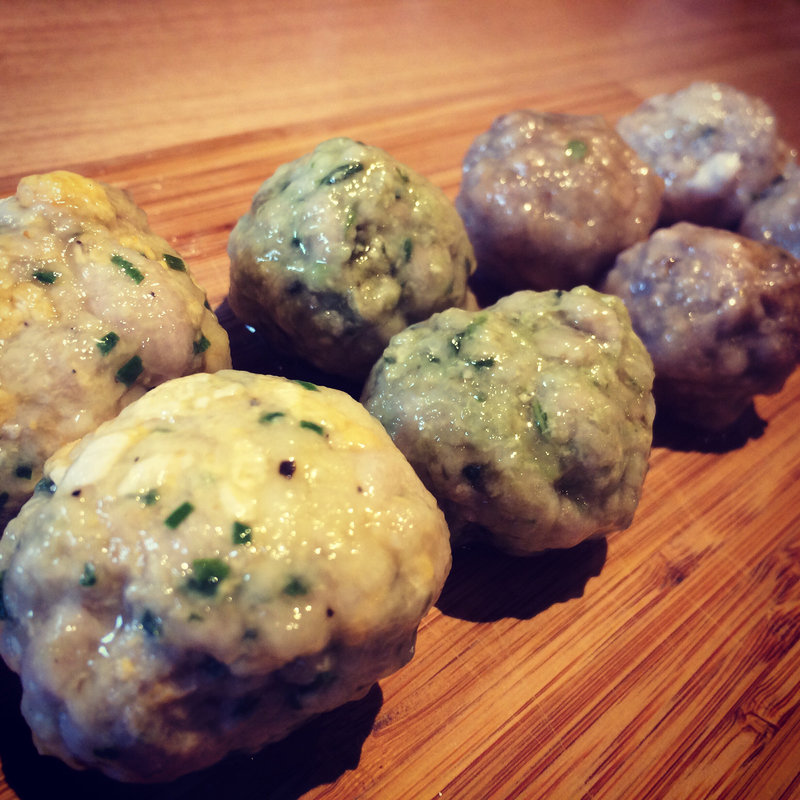 海老とパクチーのつくね・ホタテと韓国海苔のつくね(捏製作所)