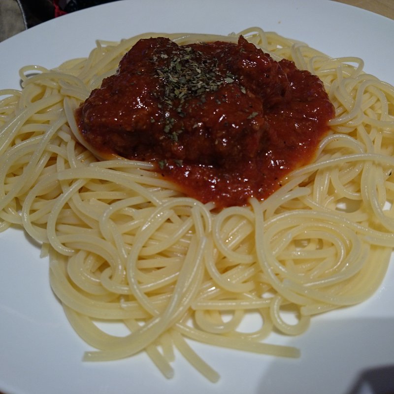 ミートボールのボロネーゼソース(GARAGE COFFEE)