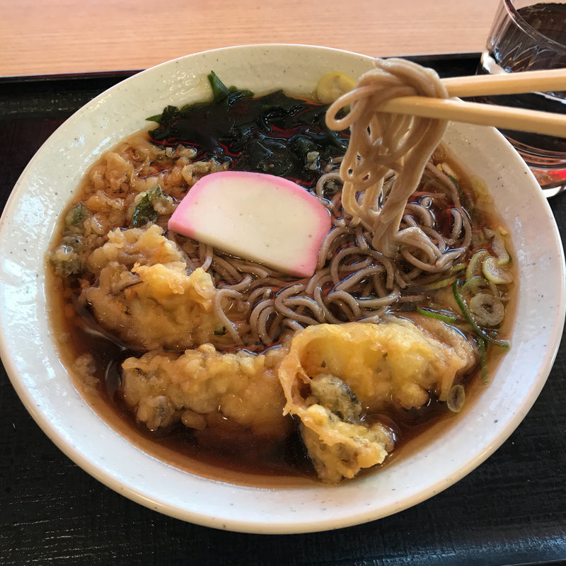 牡蠣の天ぷらそば(そば処 吉野家 屏風山ＰＡ上り店 )