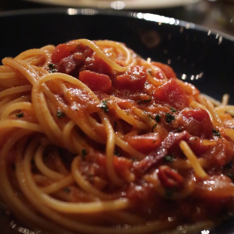 チョリソとトマトのアラビアータ(ブルーポイント)