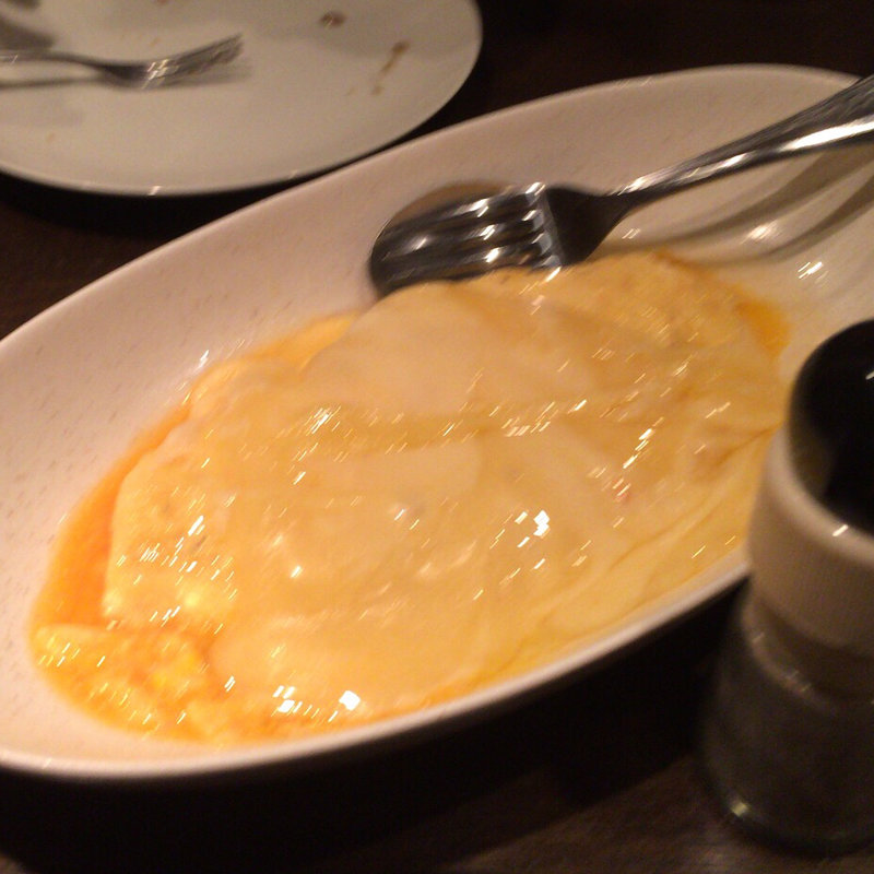 ラクレットチーズオムレツトリュフオイルソース(味倶楽部 くらりす)