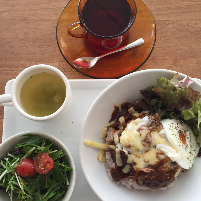 ロコモコ丼(cafe garden +caferatory （カフェガーデン プラス カフェラトリー）)