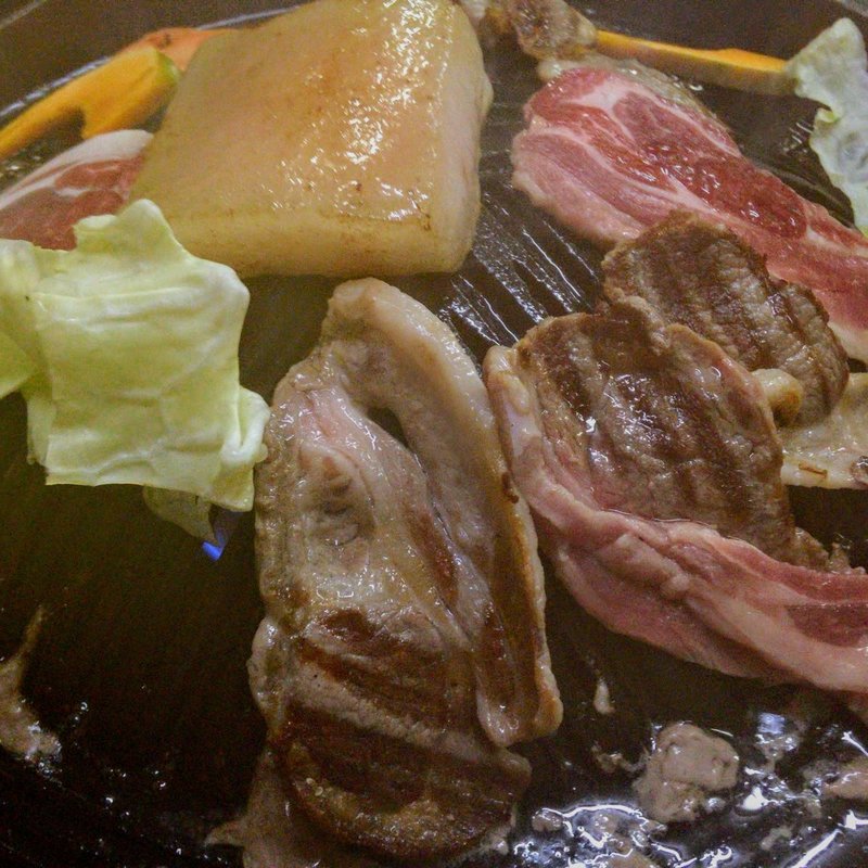 ジンギスカン(アカヤ成吉思汗店 （アカヤジンギスカンテン）)