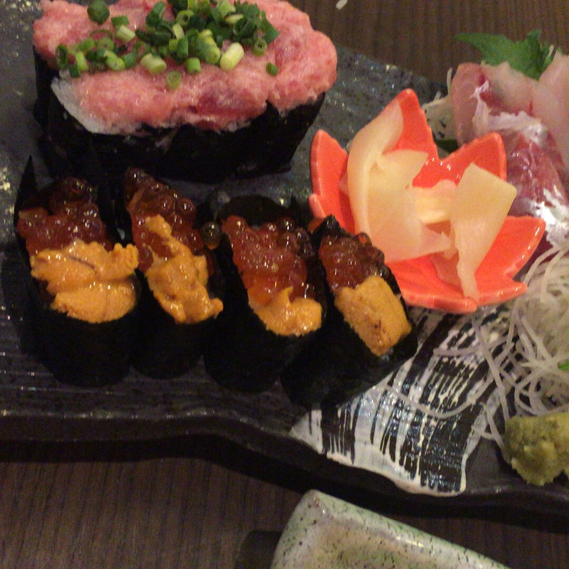 贅沢刺盛(佐島水産 みなとみらいグランドセントラルテラス店)