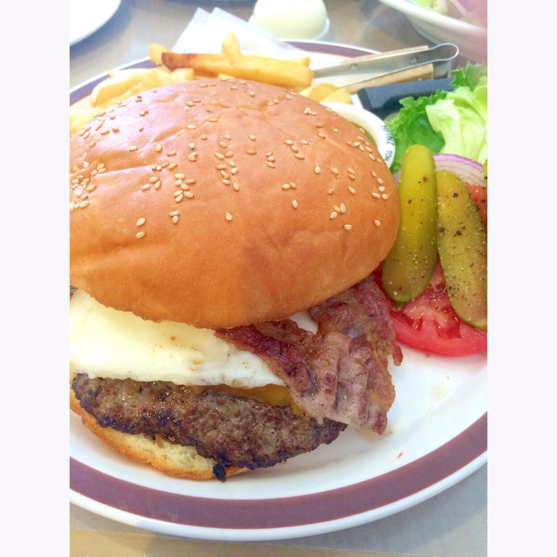 ベーコンチーズバーガー(SEADINER)