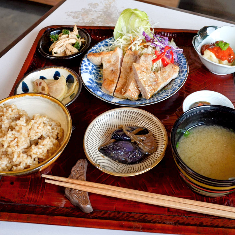 今日のお昼ご飯 豚肉のソテー(きんしゃり食堂 )