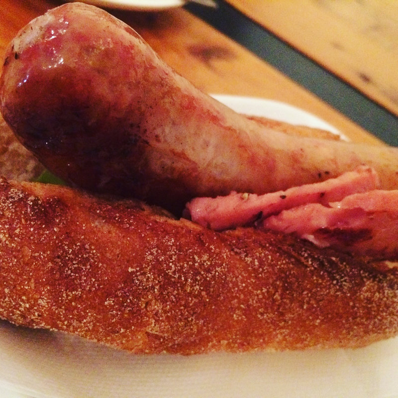 ホットドッグ(RIVERWILD HAM FACTORY)