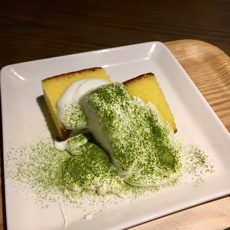 カステラ(4uatre - キャトル)