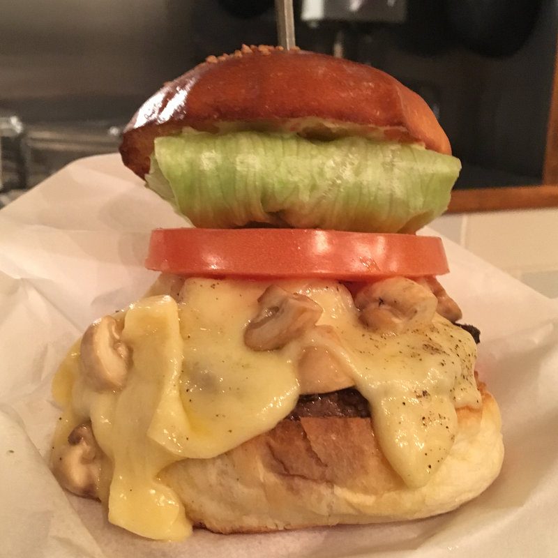 マッシュルームエダムチーズバーガー(No.18 （ナンバージュウハチ）)