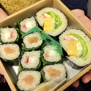 博多駅周辺でのおすすめ巻き寿司best3 Sarah サラ