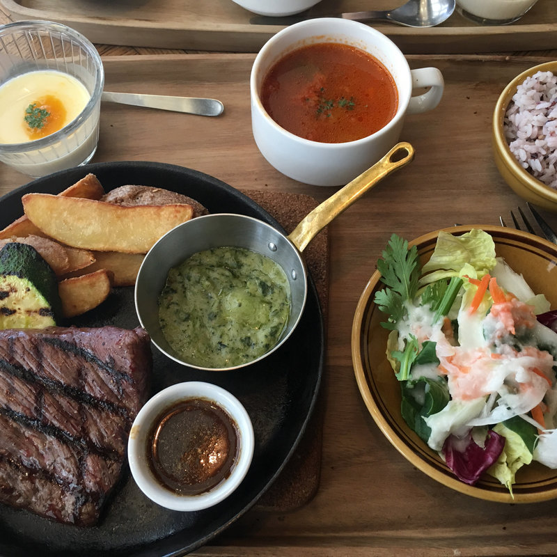 steak lunch(YONA YONA BEER WORKS 赤坂店 （よなよな ビアワークス【旧店名】よなよな ビアキッチン）)
