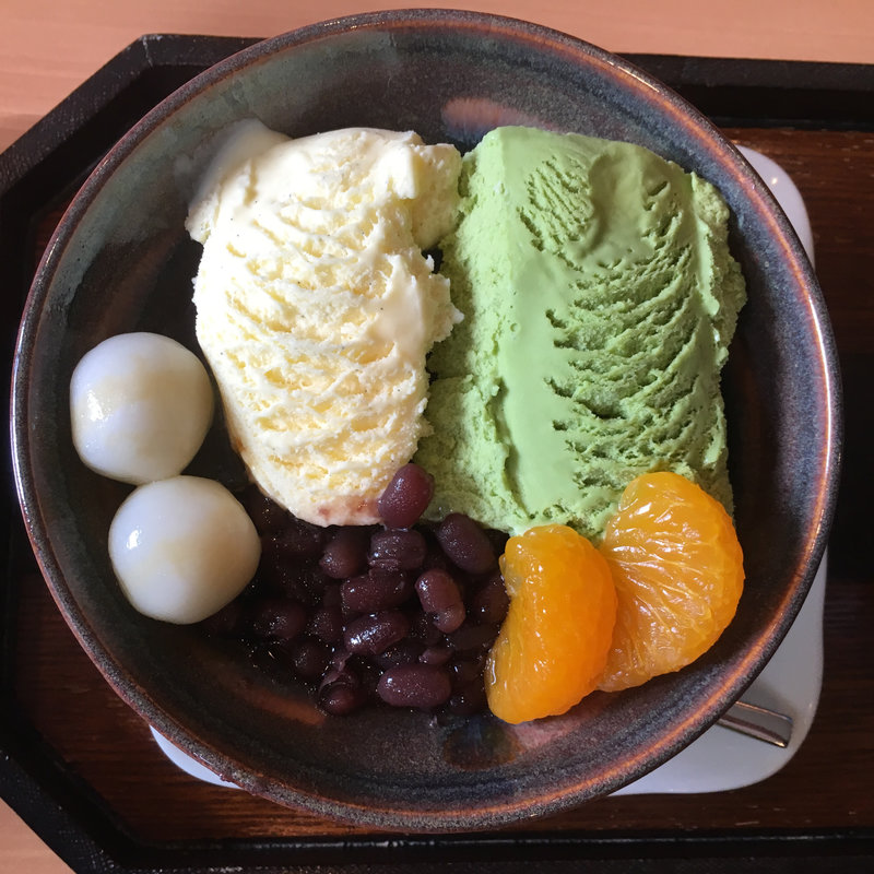 クリームあんみつ((株)加美家製菓)