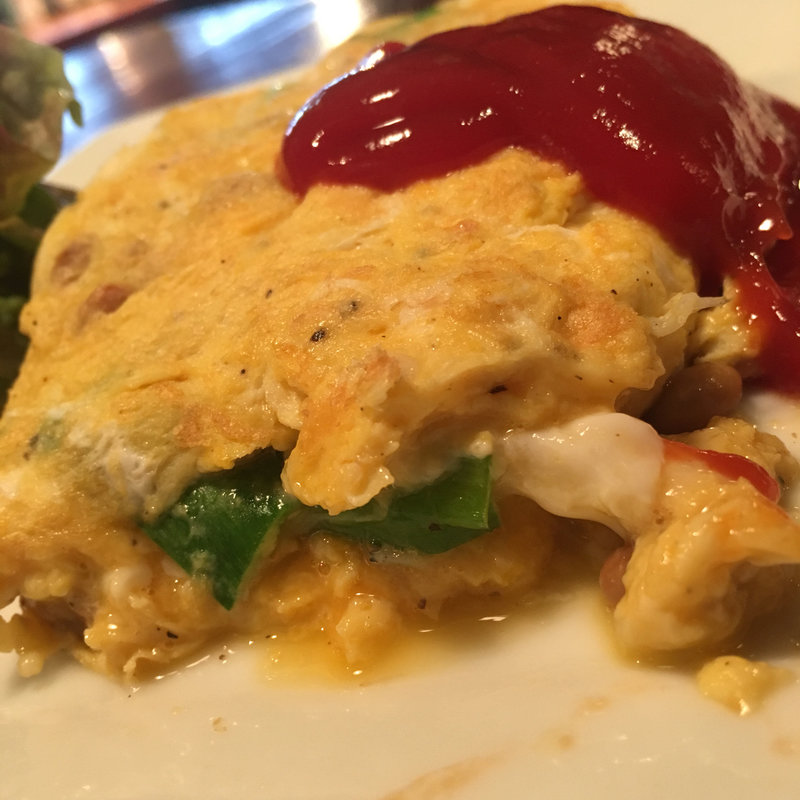 ニラ納豆オムレツしらす入(本格焼酎の店 金魚)