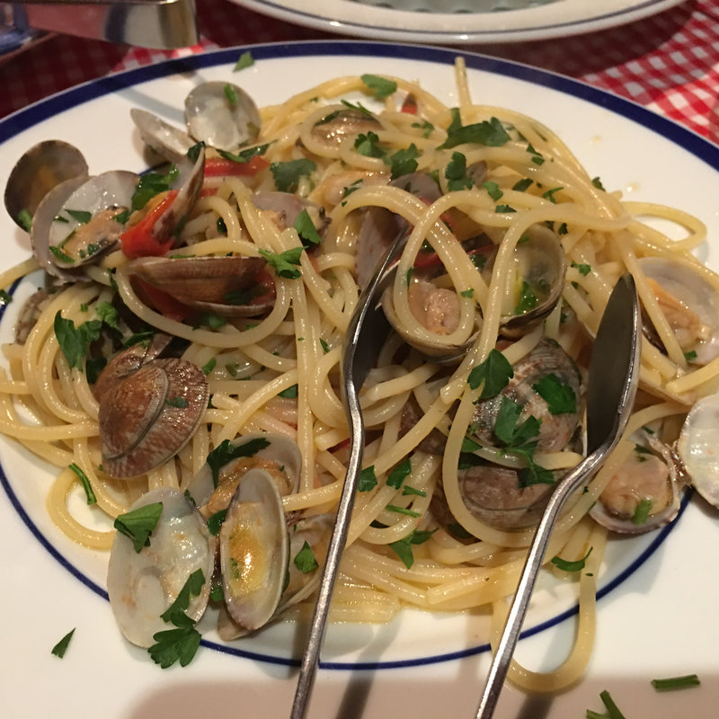 アサリ貝のパスタ(リングラッツェ)