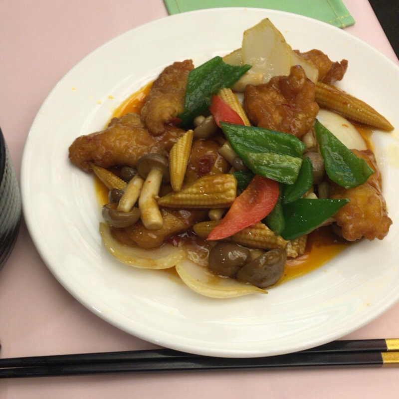 ランチ(菩提樹 （ボダイジュ）)