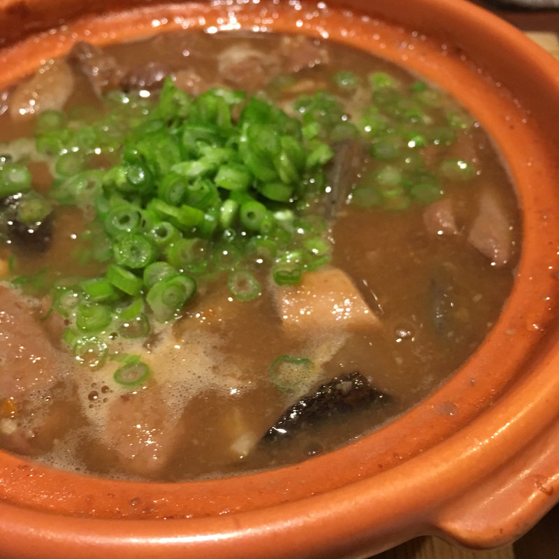 もつ煮込み(肉バル 豚バコ 赤坂)