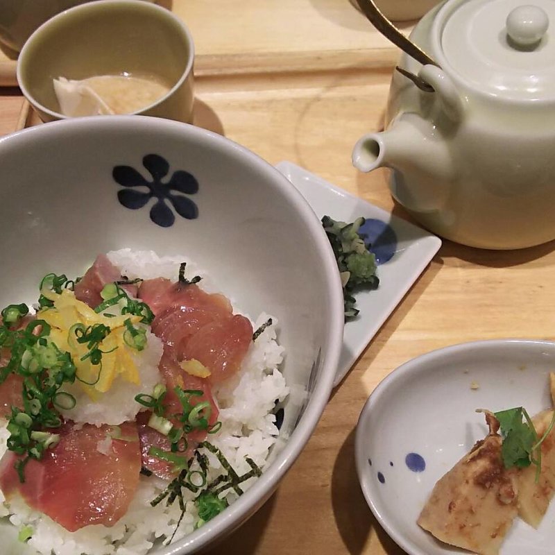 漬け鮪の漁師風　だし茶漬け(だし茶漬け えん エキマルシェ大阪店)