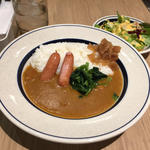 モーニングカレー(ソーセージ)(C&Cダイニング 京橋店)