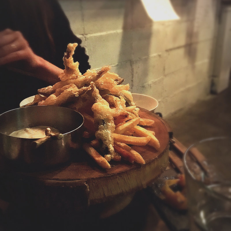 きびなごfish and chips(aux【auxiliary】オグジュアリー)