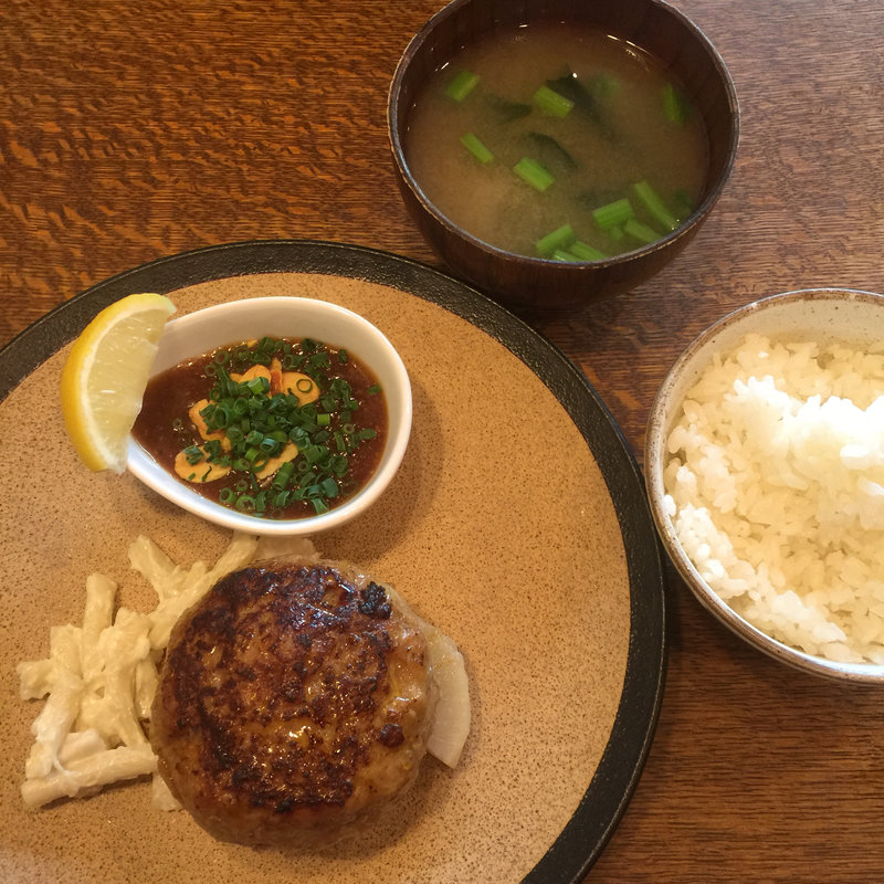 ガーリックハンバーグ（単品）(俺のハンバーグ 渡なべ)