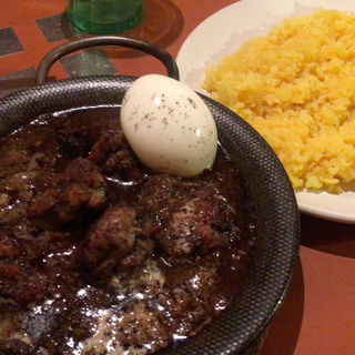 チキンカレー（トマト）(ヨゴロウ （YOGORO）)