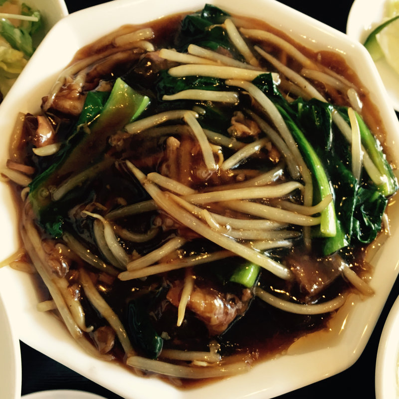 牛バラの煮込み定食(中華料理 幸楽)