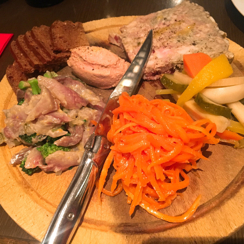 前菜6種の盛り合わせ(le verre vole a tokyo)