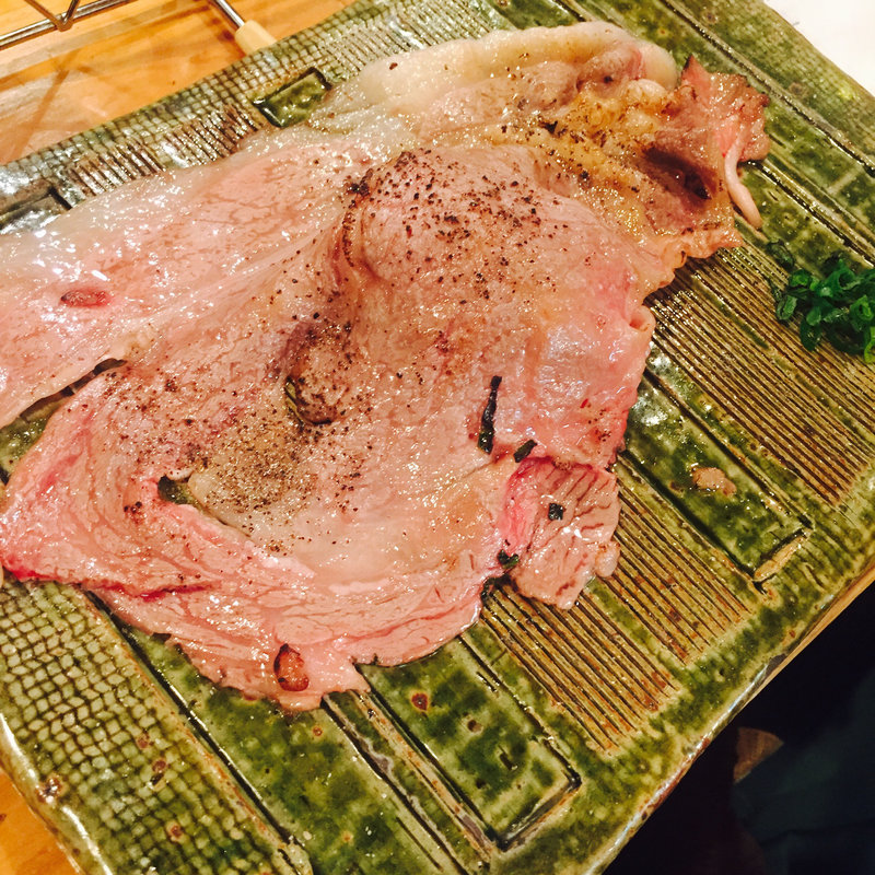 [名物！！さしとろ]肉寿司(恵比寿シン・ニクズシマン)