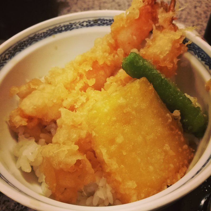 海老と野菜の小天丼(手打蕎麦よしみや)