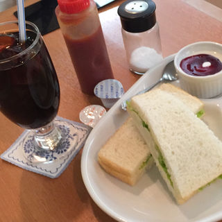 モーニングBセット(ダーリントンホール高裁店)